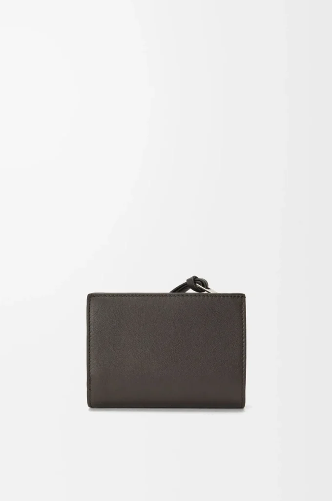Futurist Cat compact wallet in classic calfskin Dark Taupe/Orange Futurist Cat compact wallet in classic calfskin Dark Taupe/Orange