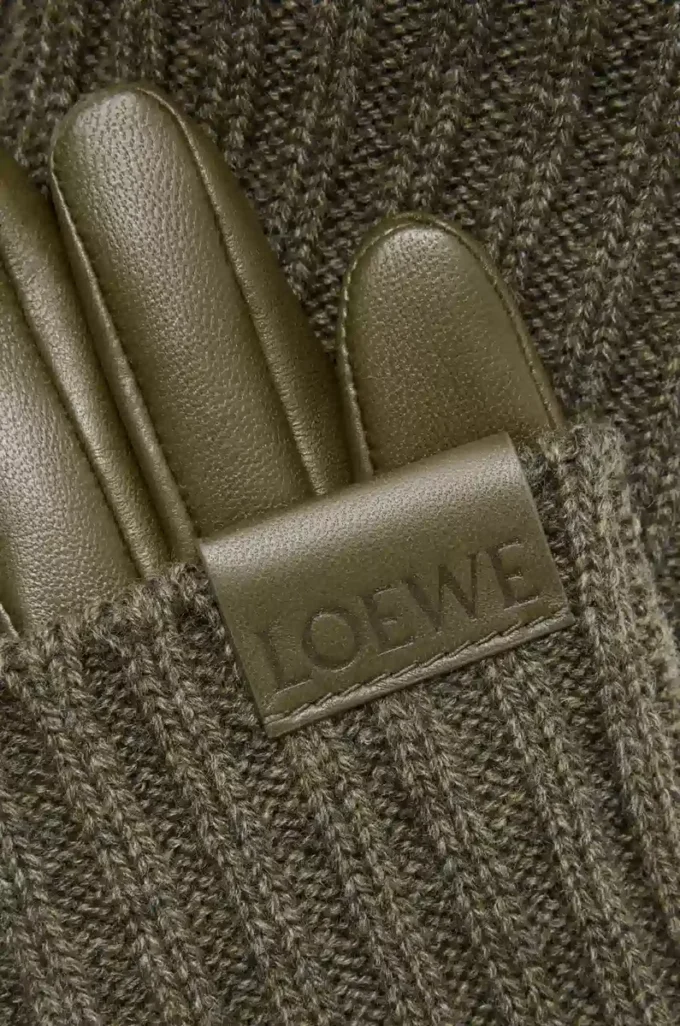 Gloves in cashmere and nappa lambskin Dark Khaki Gloves in cashmere and nappa lambskin Dark Khaki