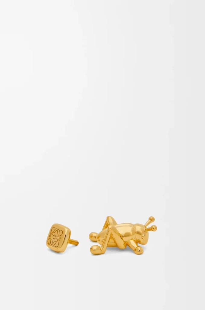 Grasshopper pin in brass Gold Grasshopper pin in brass Gold