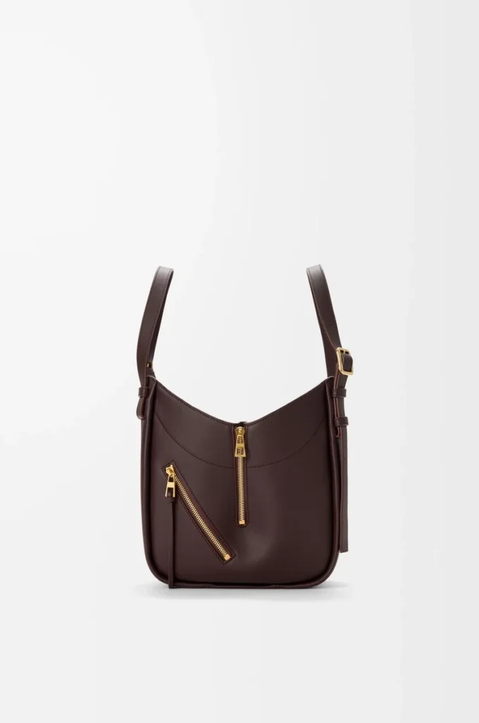 Hammock Flip bag in classic calfskin Dark Chestnut Hammock Flip bag in classic calfskin Dark Chestnut