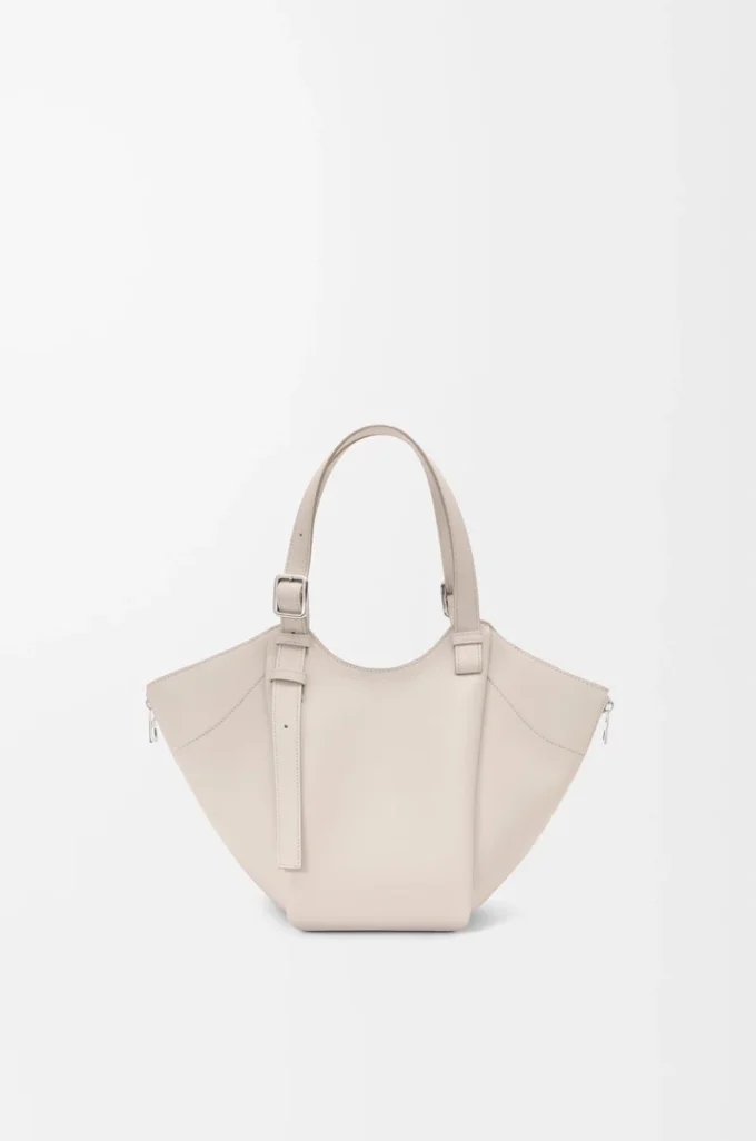 Hammock Flip bag in classic calfskin Light Ghost Hammock Flip bag in classic calfskin Light Ghost