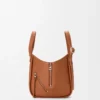 Hammock Flip bag in classic calfskin Squirrel Hammock Flip bag in classic calfskin Squirrel