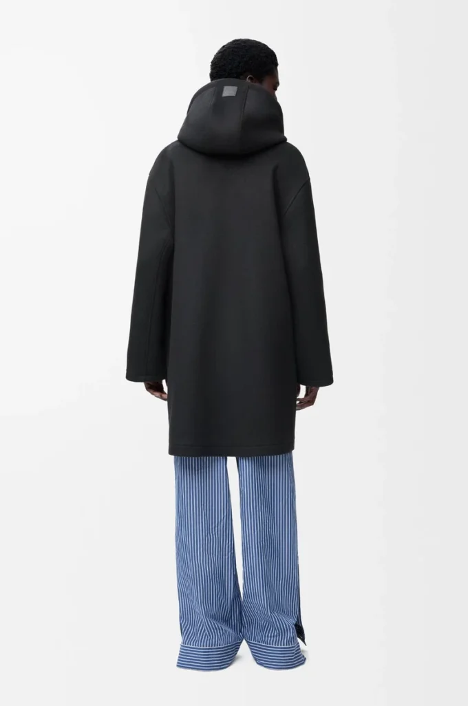 Hooded coat in wool Black Hooded coat in wool Black