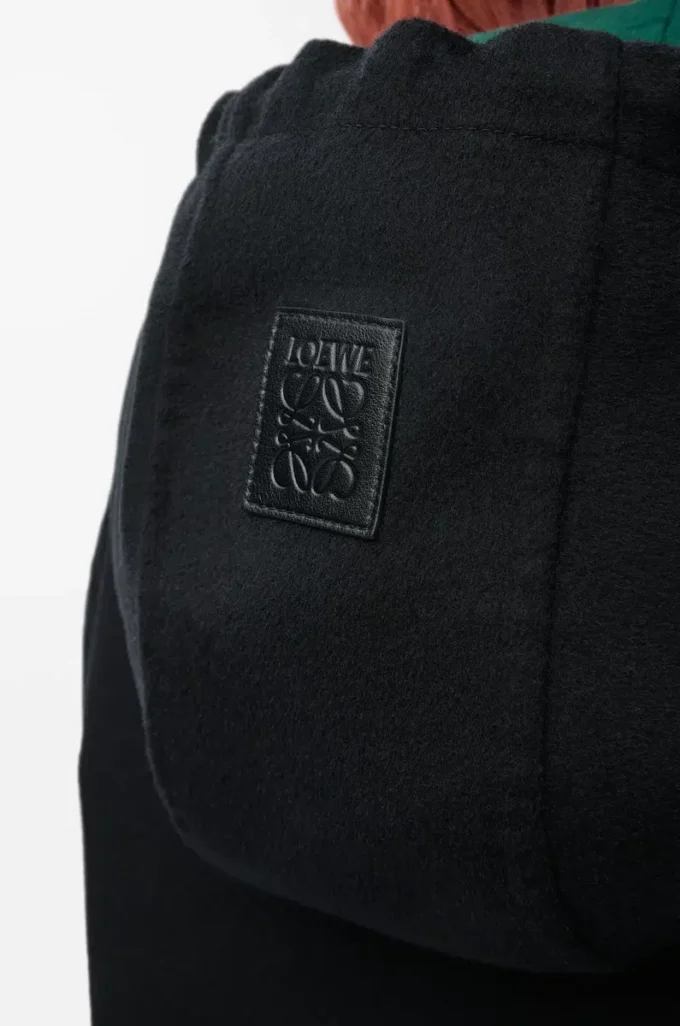 Hooded jacket in wool and cashmere Black/Green Hooded jacket in wool and cashmere Black/Green