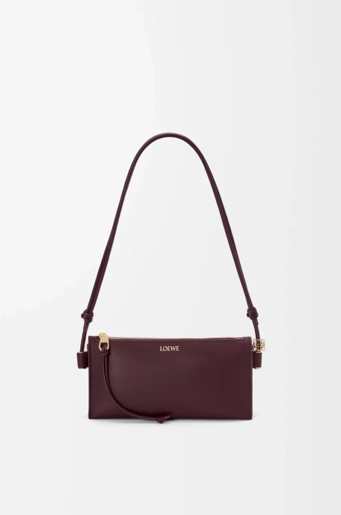 Joya pouch in nappa calfskin Dark Burgundy Joya pouch in nappa calfskin Dark Burgundy