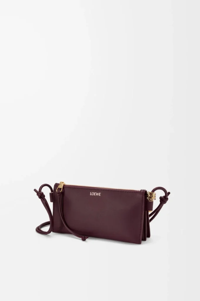 Joya pouch in nappa calfskin Dark Burgundy Joya pouch in nappa calfskin Dark Burgundy