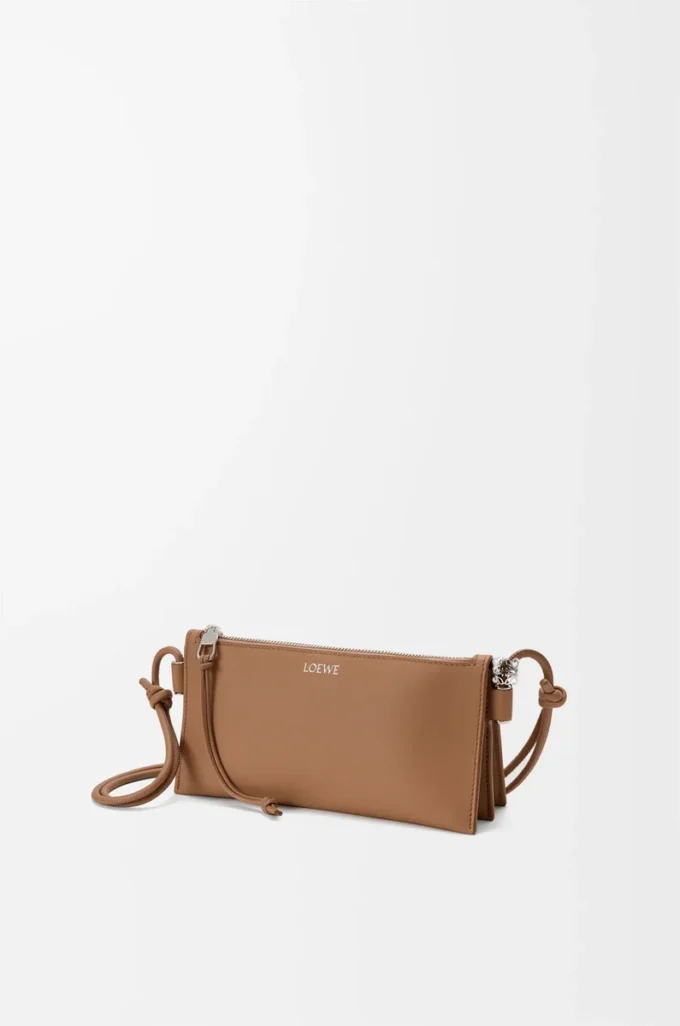 Joya pouch in nappa calfskin Mocha Joya pouch in nappa calfskin Mocha