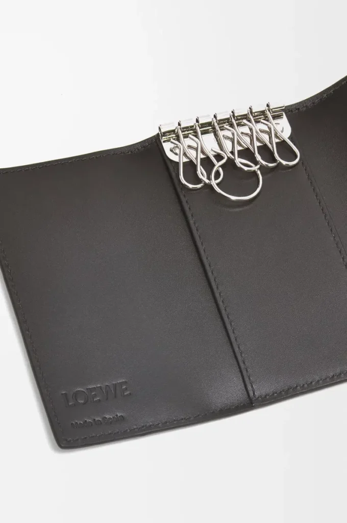 Key case in soft grained calfskin Anthracite Key case in soft grained calfskin Anthracite
