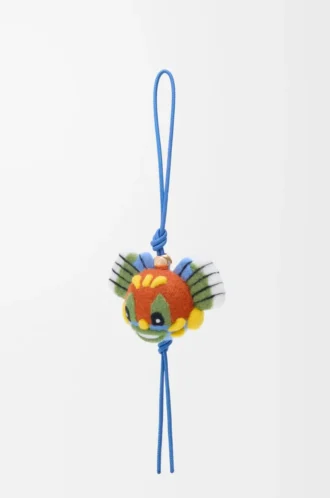 Knight Cat charm in felt Red/Blue