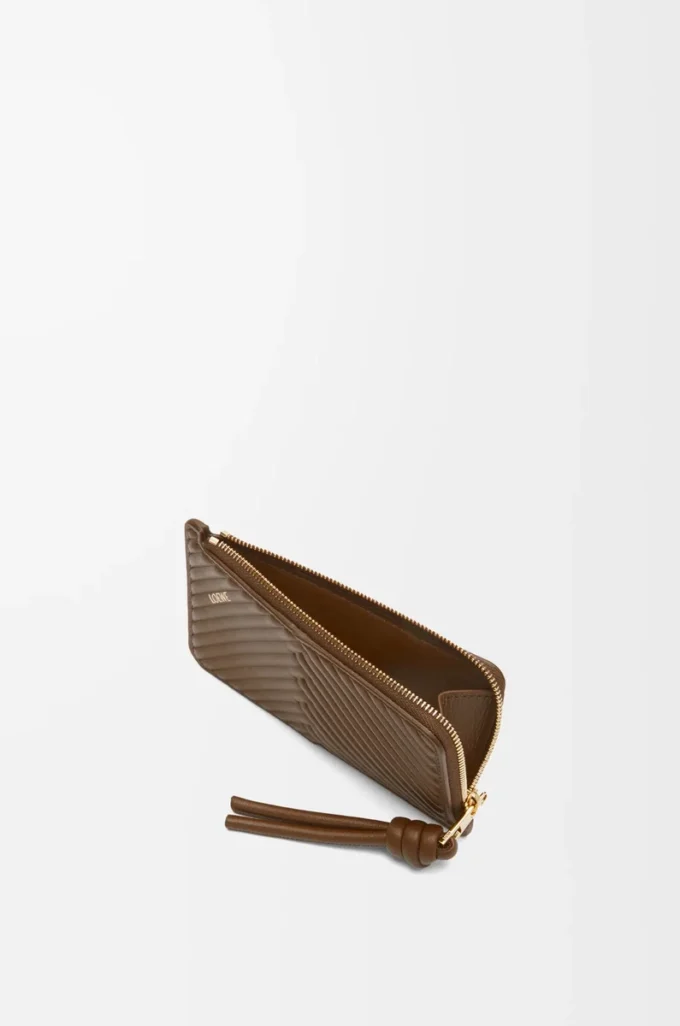 Knot coin cardholder in shiny nappa calfskin Tundra Knot coin cardholder in shiny nappa calfskin Tundra