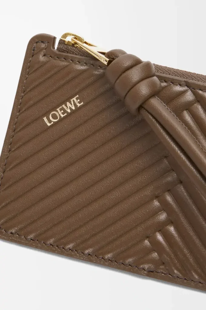 Knot coin cardholder in shiny nappa calfskin Tundra Knot coin cardholder in shiny nappa calfskin Tundra