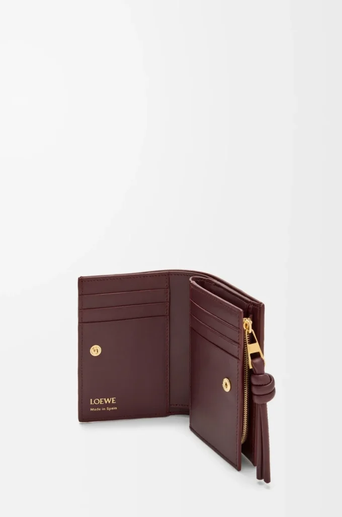 Knot compact wallet in eel Dark Burgundy