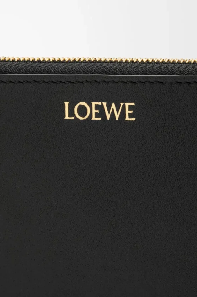 Knot zip around wallet in shiny nappa calfskin Black/Squirrel