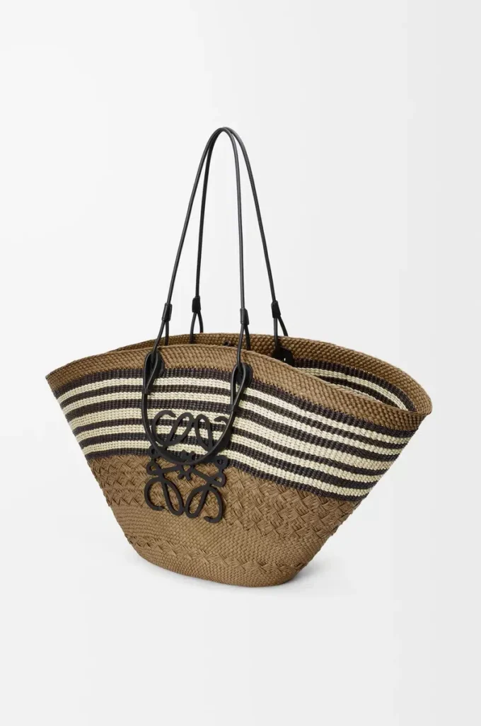 Large Anagram basket in iraca palm and calfskin Dark Khaki/Black Large Anagram basket in iraca palm and calfskin Dark Khaki/Black