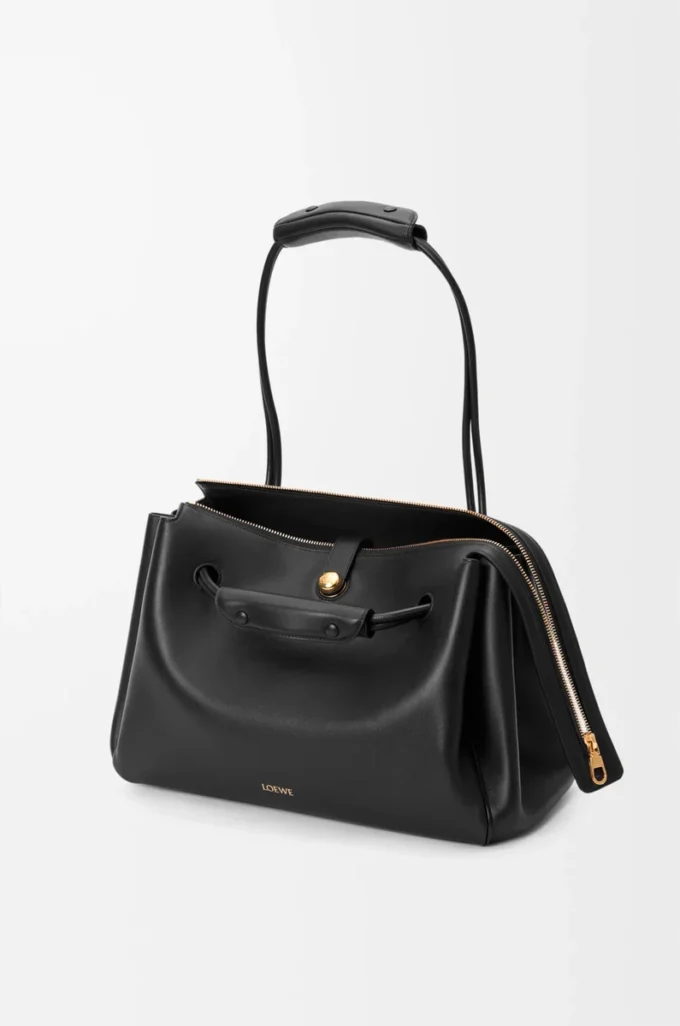 Large Madrid bag in supple calfskin Black Large Madrid bag in supple calfskin Black