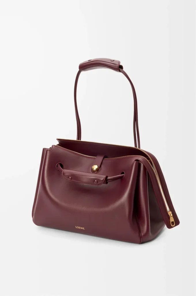 Large Madrid bag in supple calfskin Dark Burgundy Large Madrid bag in supple calfskin Dark Burgundy