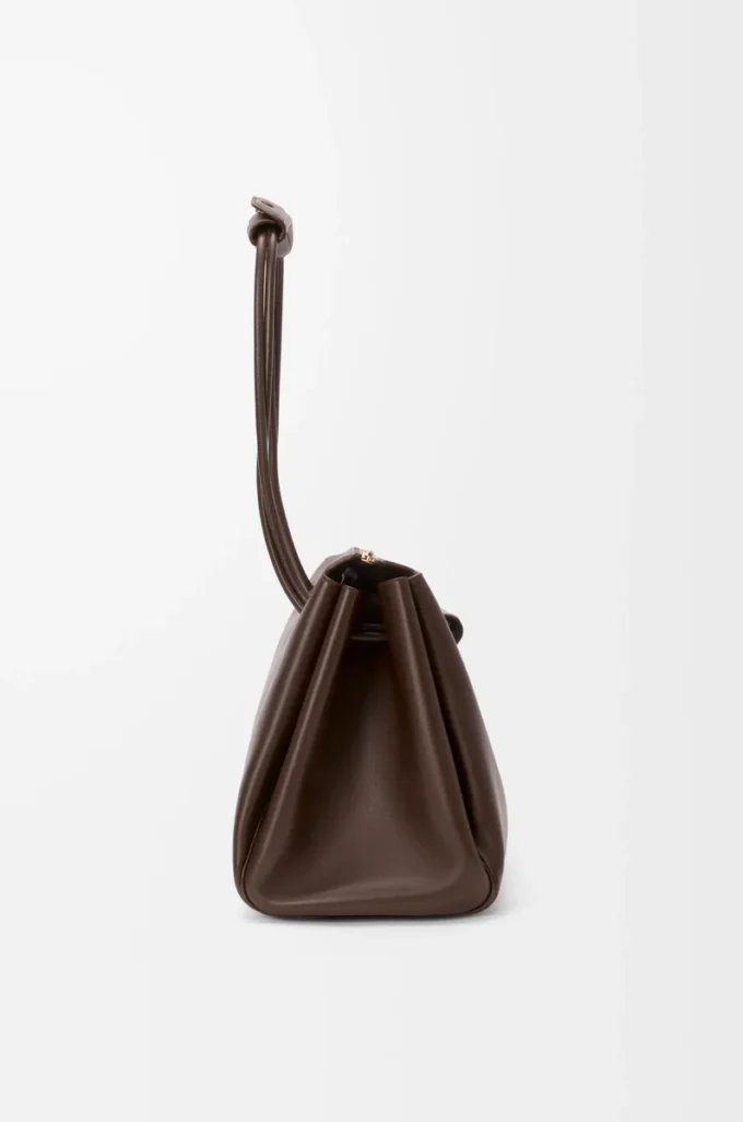 Large Madrid bag in supple calfskin Dark Chestnut Large Madrid bag in supple calfskin Dark Chestnut