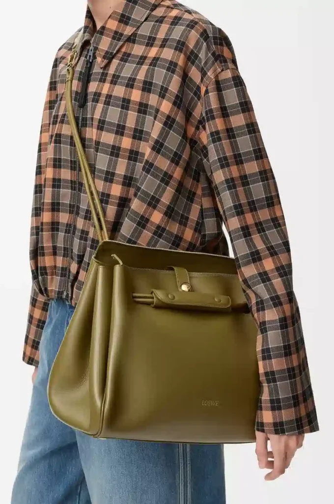 Large Madrid bag in supple calfskin Olive Large Madrid bag in supple calfskin Olive