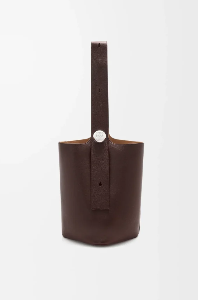 Large Pebble bucket in supple grained calfskin Oxblood Large Pebble bucket in supple grained calfskin Oxblood