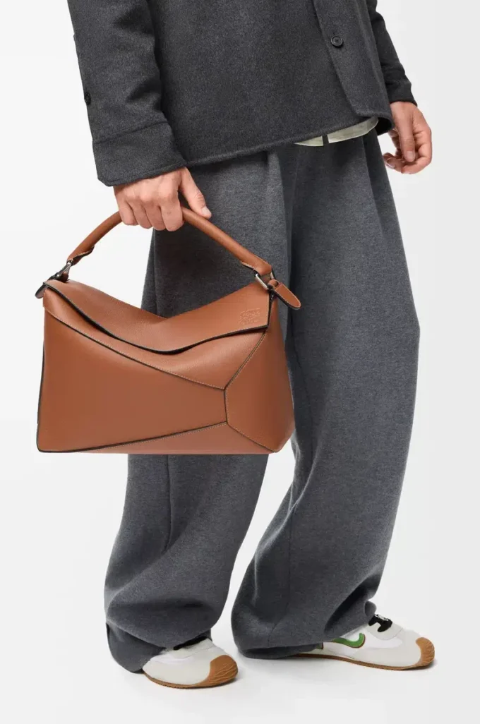 Large Puzzle Edge bag in classic calfskin Tan