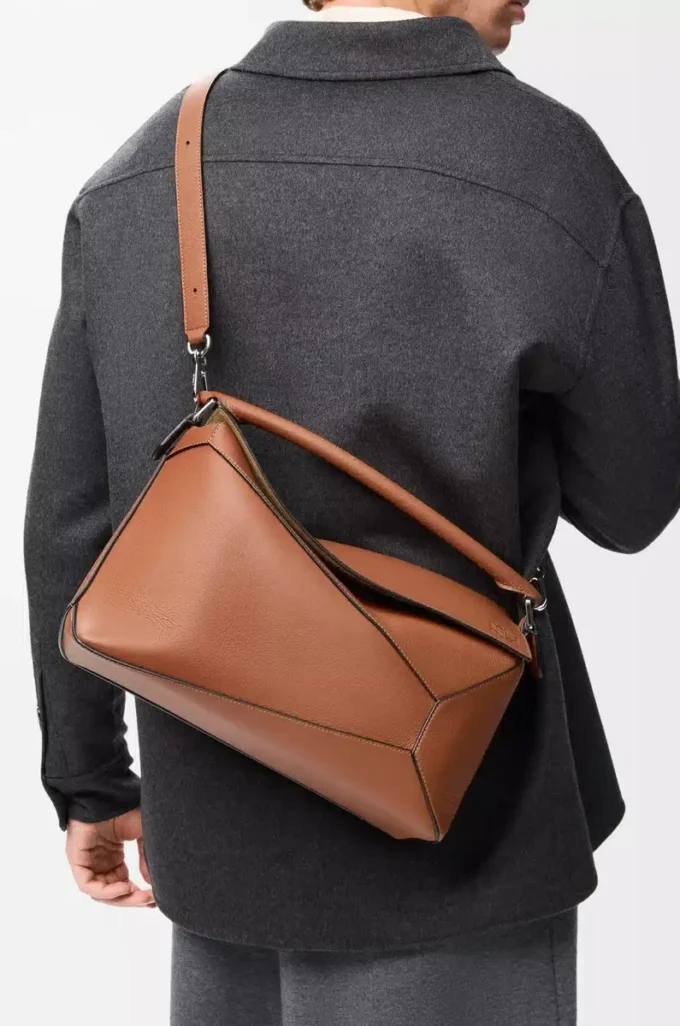Large Puzzle Edge bag in classic calfskin Tan