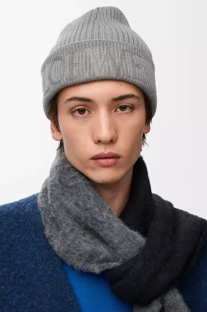 LOEWE beanie in wool Grey LOEWE beanie in wool Grey