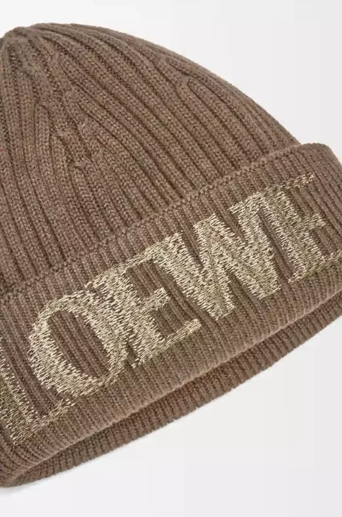 LOEWE beanie in wool Light Brown LOEWE beanie in wool Light Brown