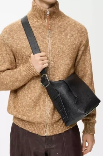 Loop hobo in supple grained calfskin Black