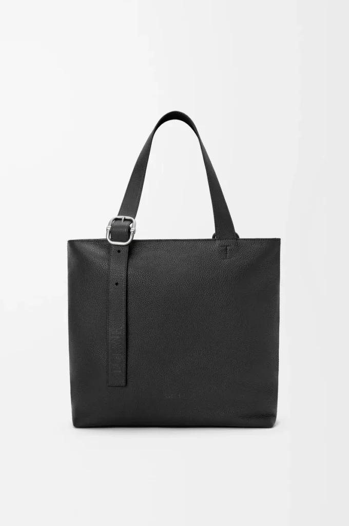 Loop zipped tote in supple grained calfskin Black