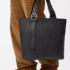 Loop zipped tote in supple grained calfskin Black