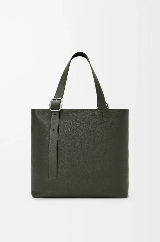 Loop zipped tote in supple grained calfskin Dark Khaki