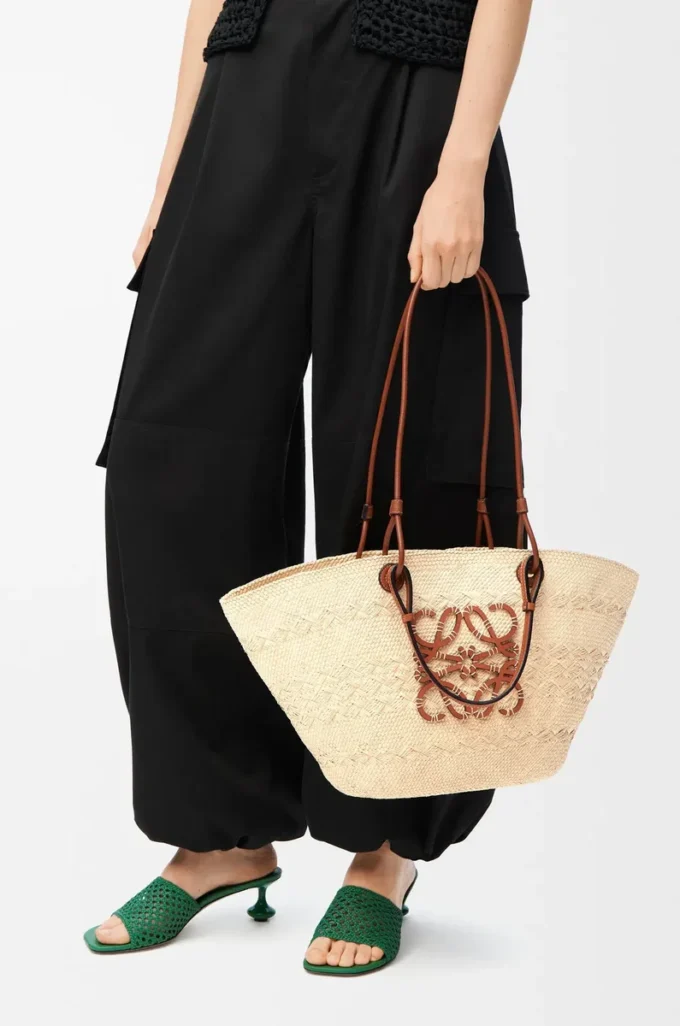 Medium Anagram Basket bag in iraca palm and calfskin Natural/Tan