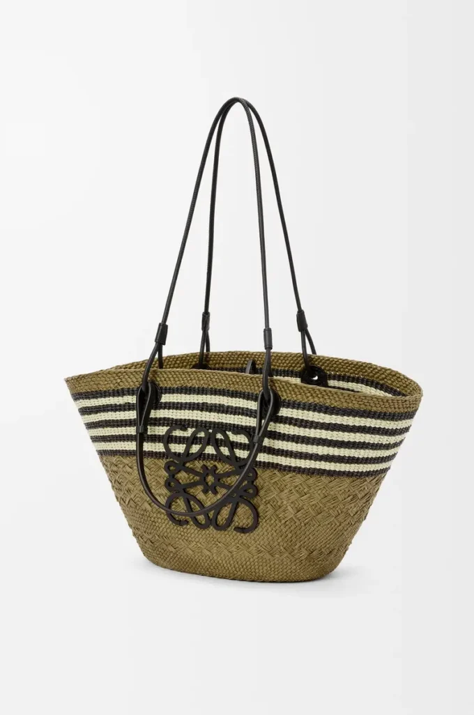 Medium Anagram basket in iraca palm and calfskin Dark Khaki/Black