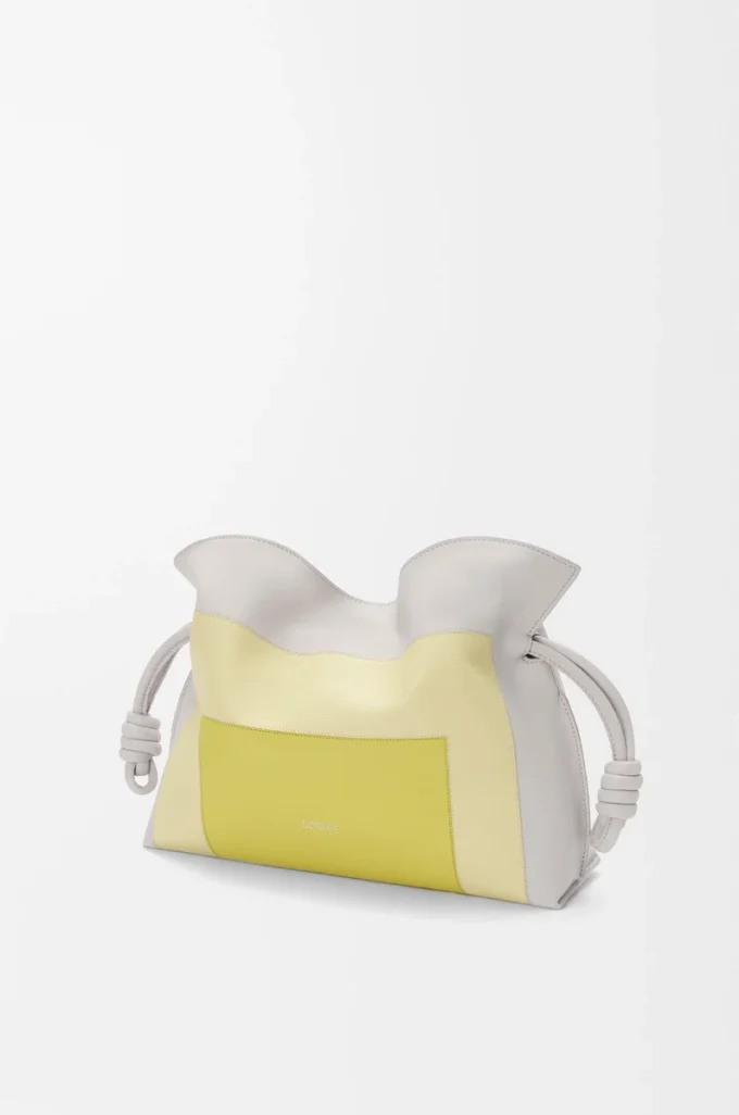 Medium Flamenco clutch in nappa calfskin Pale Grey/Light Citrine