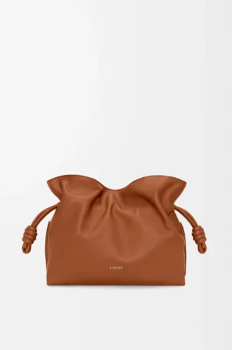 Medium Flamenco clutch in nappa calfskin Squirrel