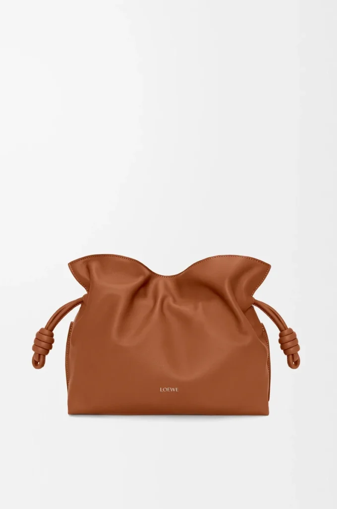 Medium Flamenco clutch in nappa calfskin Squirrel