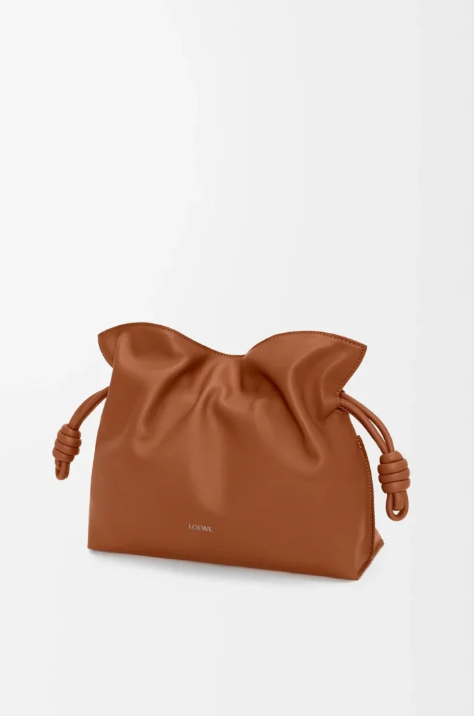 Medium Flamenco clutch in nappa calfskin Squirrel