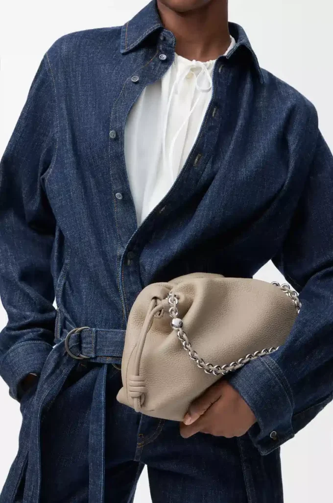 Medium Flamenco purse in fine grained calfskin Clay