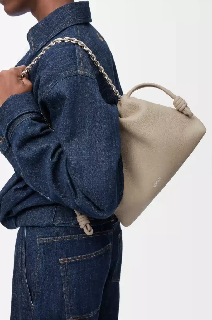 Medium Flamenco purse in fine grained calfskin Clay