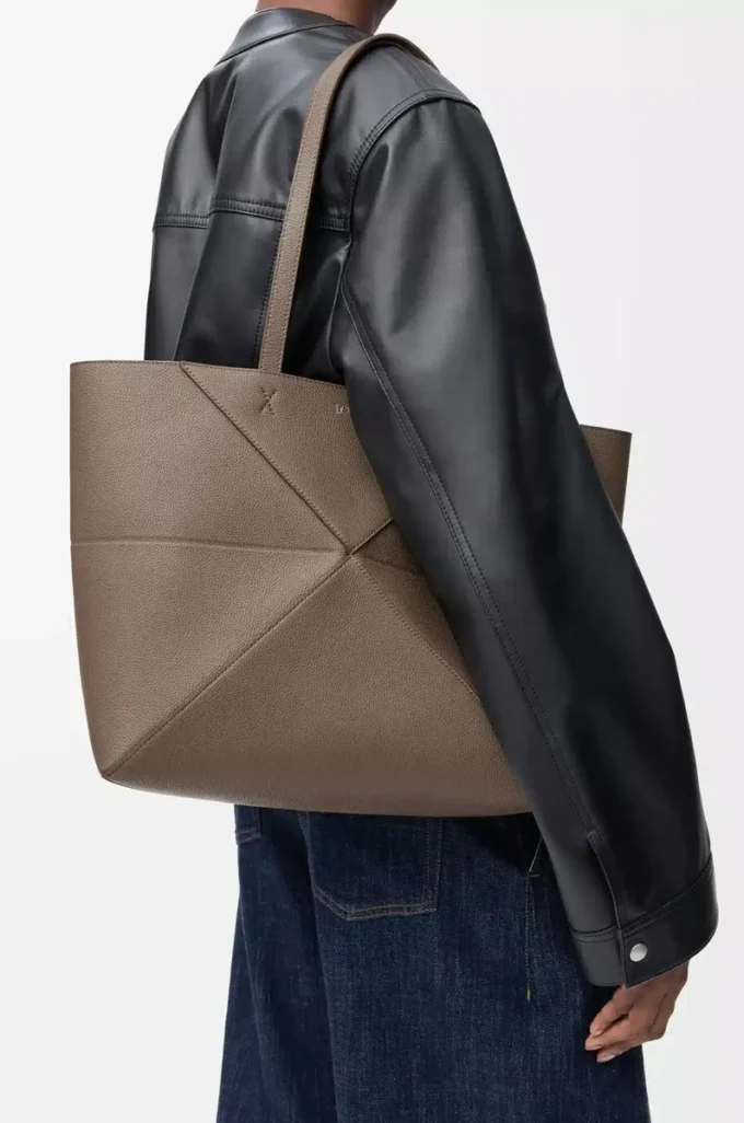 Medium horizontal Puzzle Fold tote in soft grained calfskin Taupe Medium horizontal Puzzle Fold tote in soft grained calfskin Taupe