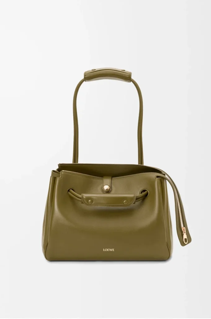 Medium Madrid bag in supple calfskin Olive