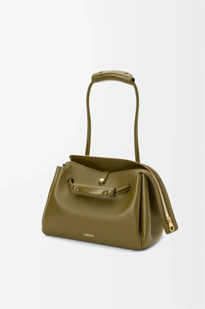 Medium Madrid bag in supple calfskin Olive