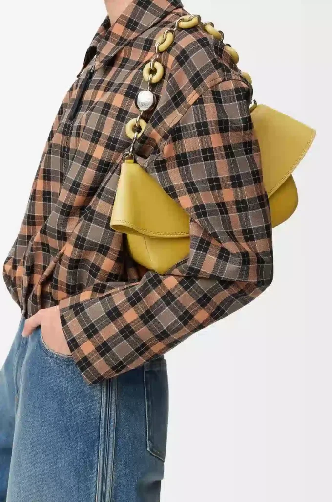 Medium Ola bag in smooth calfskin Ginger Medium Ola bag in smooth calfskin Ginger