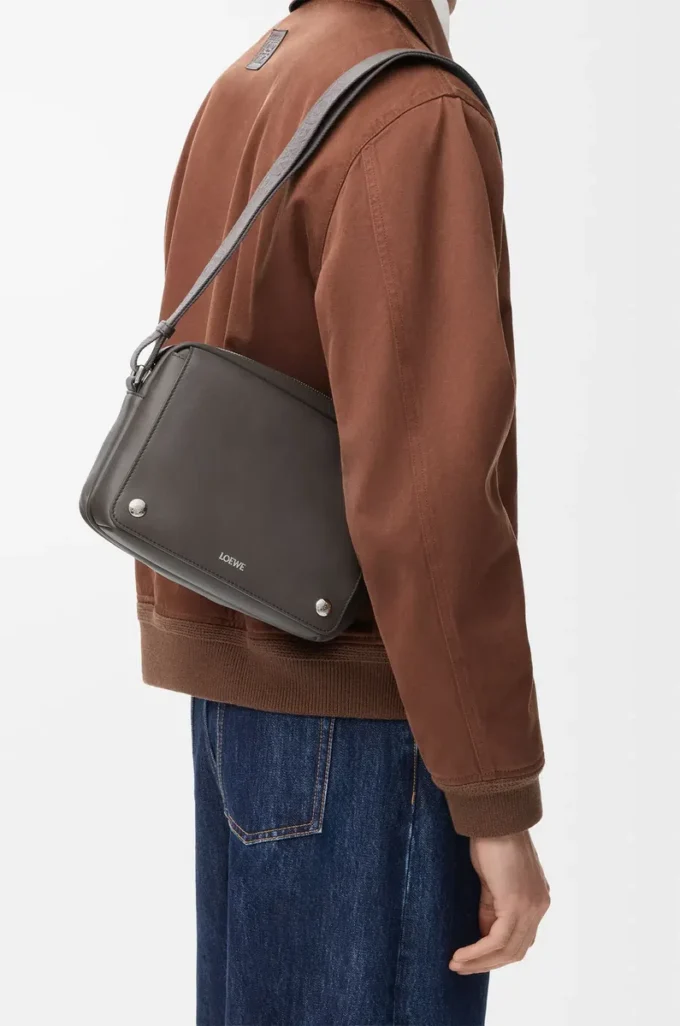 Medium Pebble messenger bag in smooth calfskin Dark Grey Medium Pebble messenger bag in smooth calfskin Dark Grey