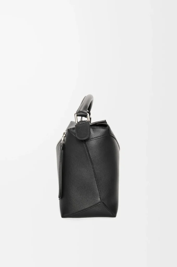 Medium Puzzle Edge bag in classic calfskin Black Medium Puzzle Edge bag in classic calfskin Black