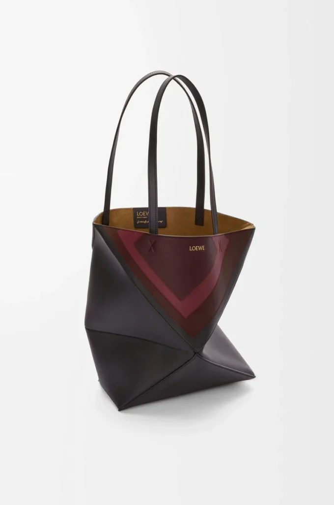 Medium Puzzle Fold tote in nappa calfskin Black/Burgundy Medium Puzzle Fold tote in nappa calfskin Black/Burgundy
