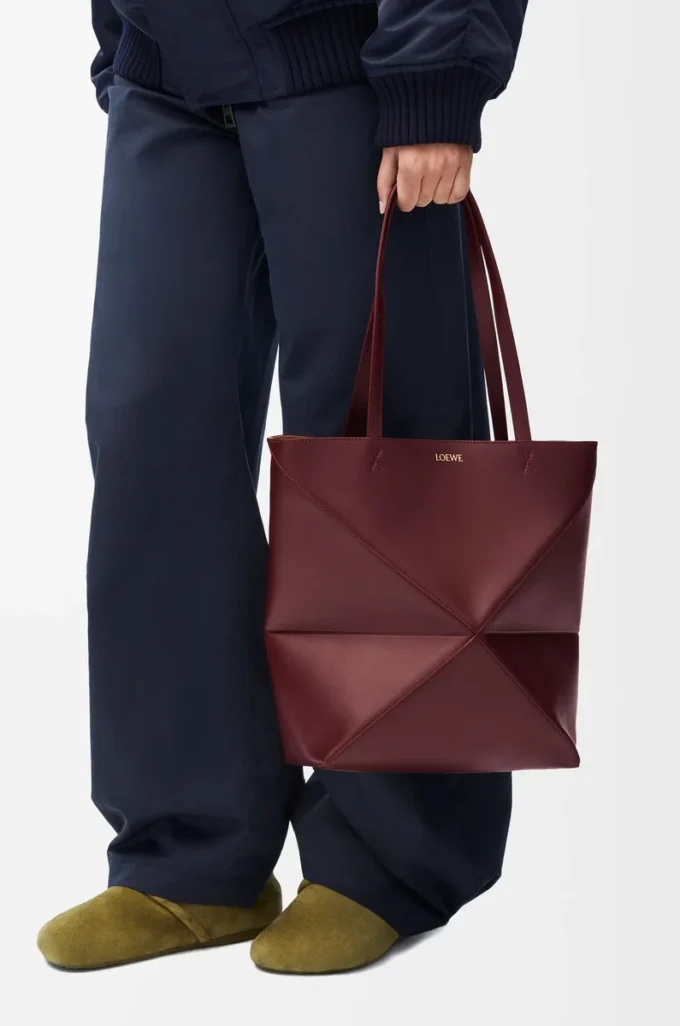 Medium Puzzle Fold tote in shiny calfskin Dark Burgundy Medium Puzzle Fold tote in shiny calfskin Dark Burgundy