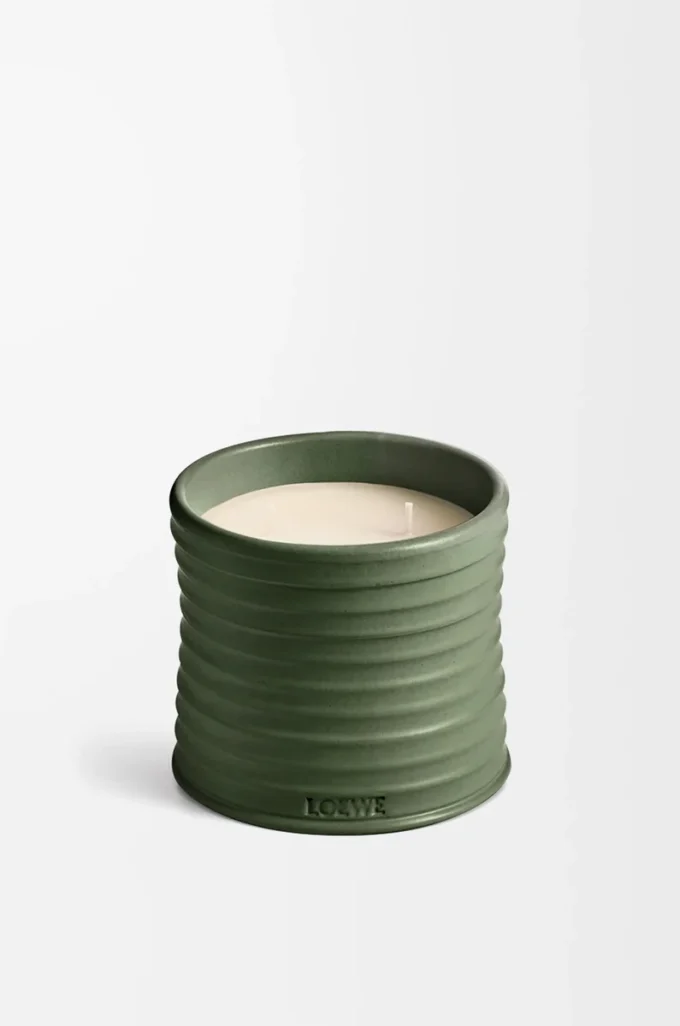 Medium Scent of Marihuana candle Dark Green Medium Scent of Marihuana candle Dark Green