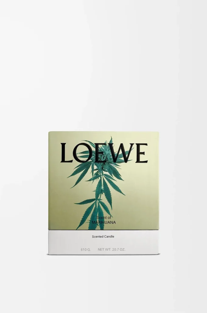Medium Scent of Marihuana candle Dark Green Medium Scent of Marihuana candle Dark Green