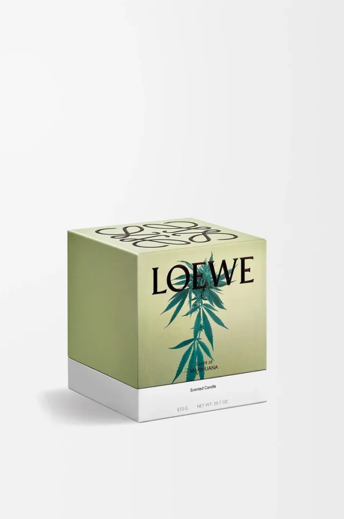 Medium Scent of Marihuana candle Dark Green Medium Scent of Marihuana candle Dark Green